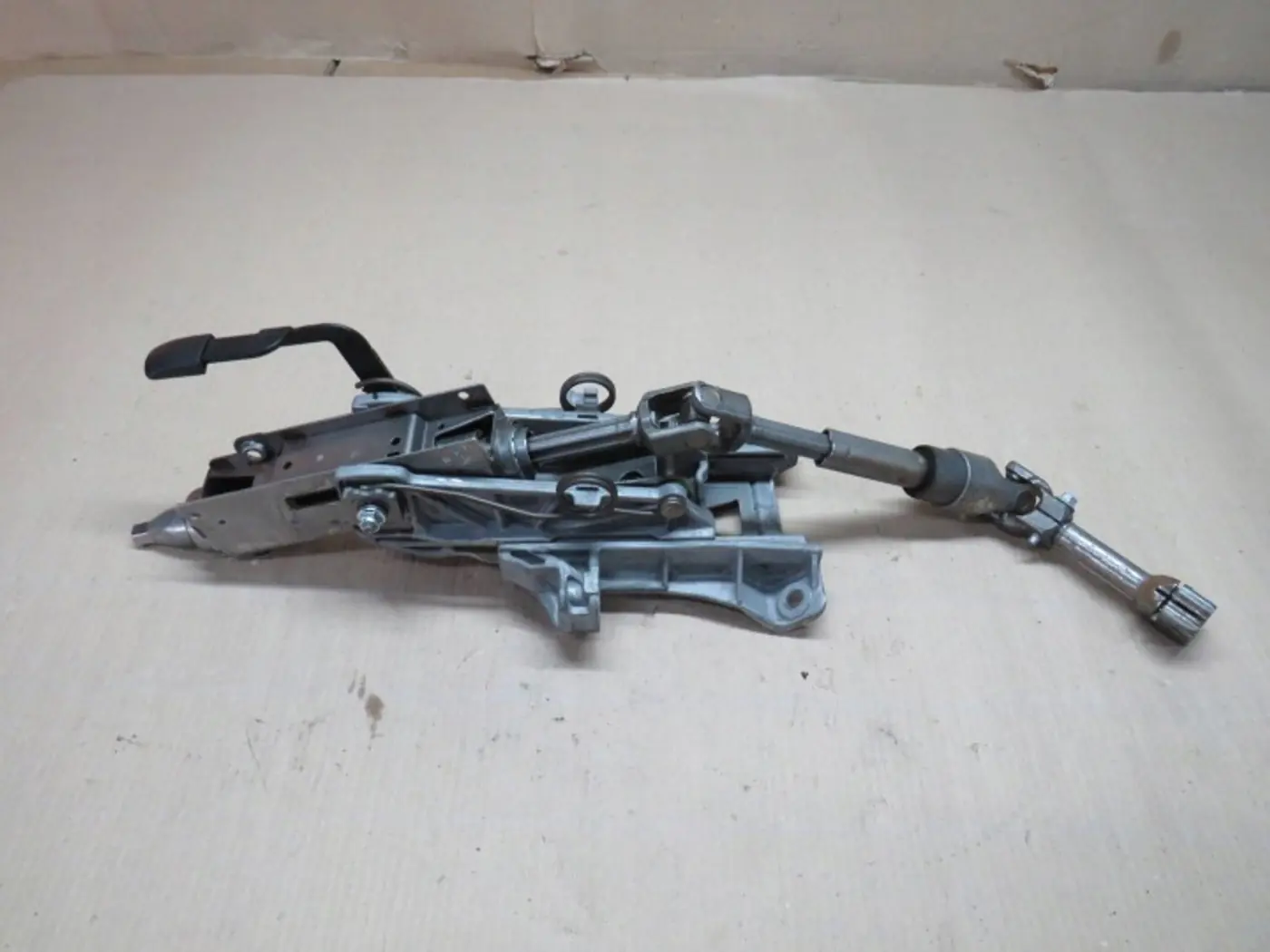 Рулевая колонка к Ford Kuga 2013