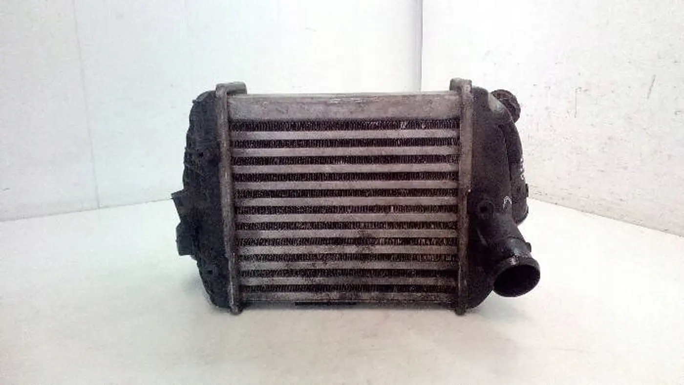 Интеркулер к Audi A4 2004
