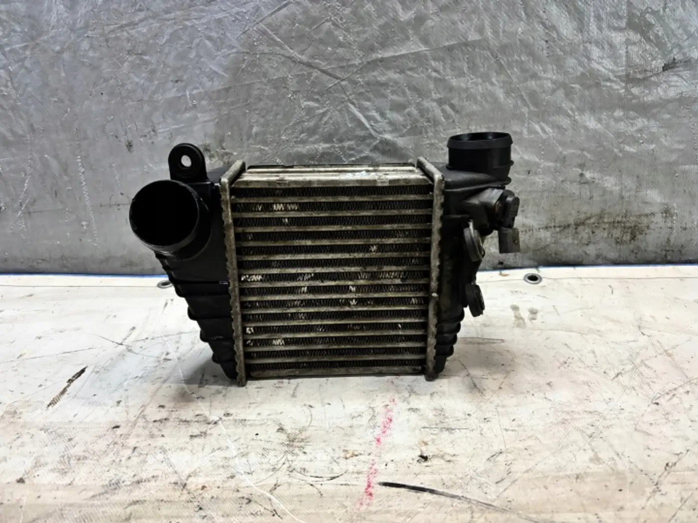 Интеркулер к Audi A3 1996