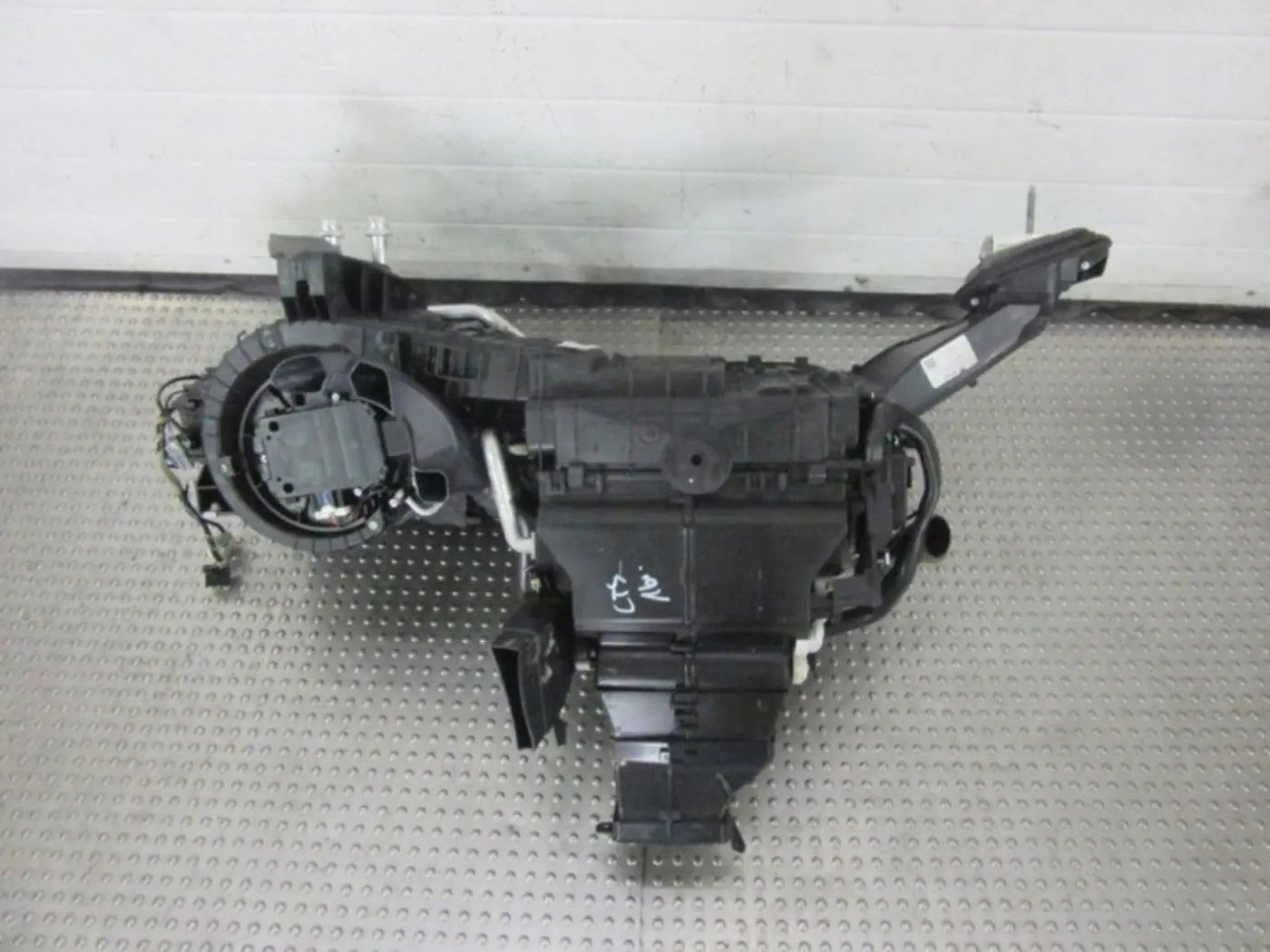 Отопитель в сборе (печка) к Cadillac CTS 2013