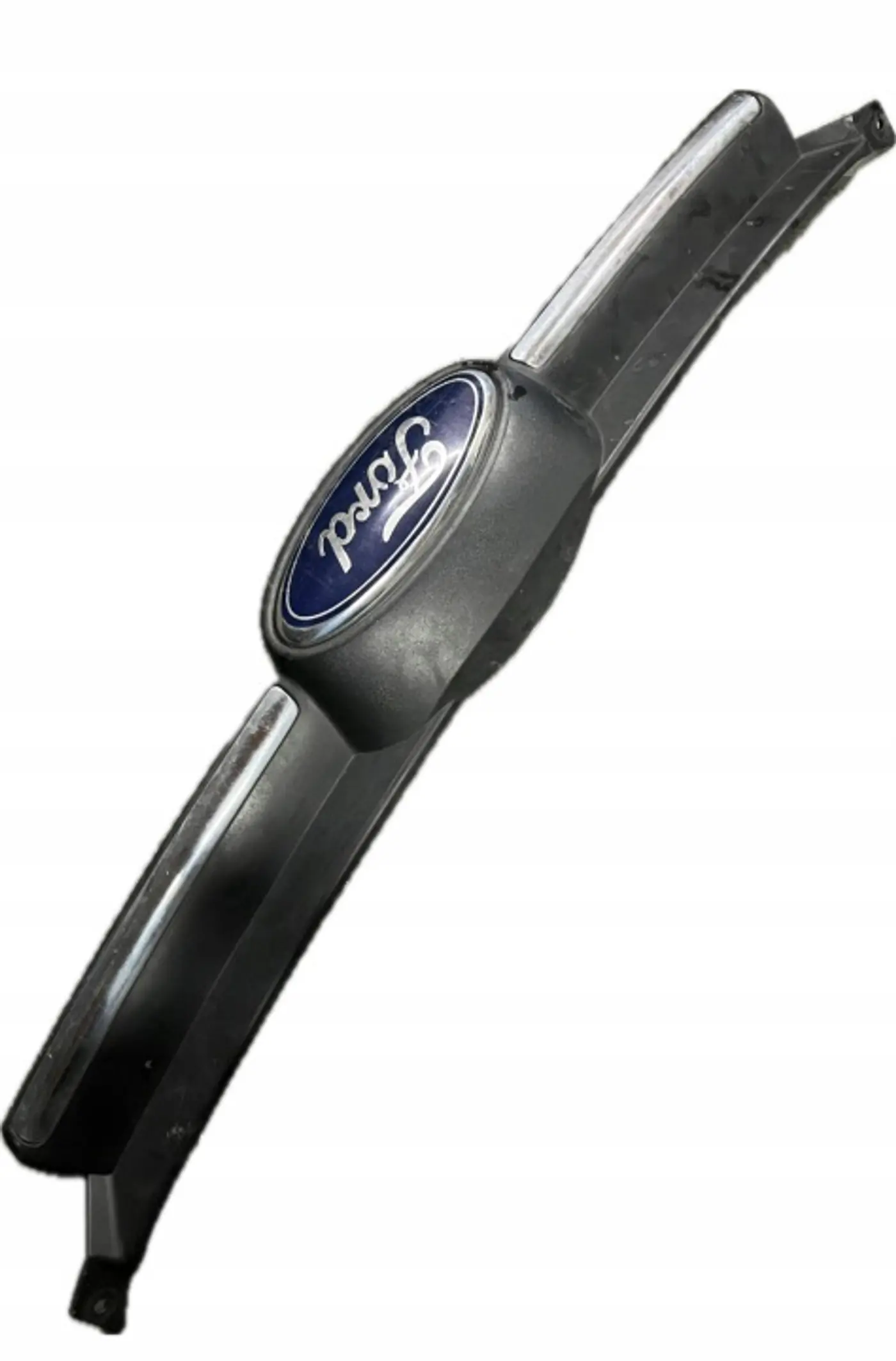 Решетка радиатора к Ford Focus 2011