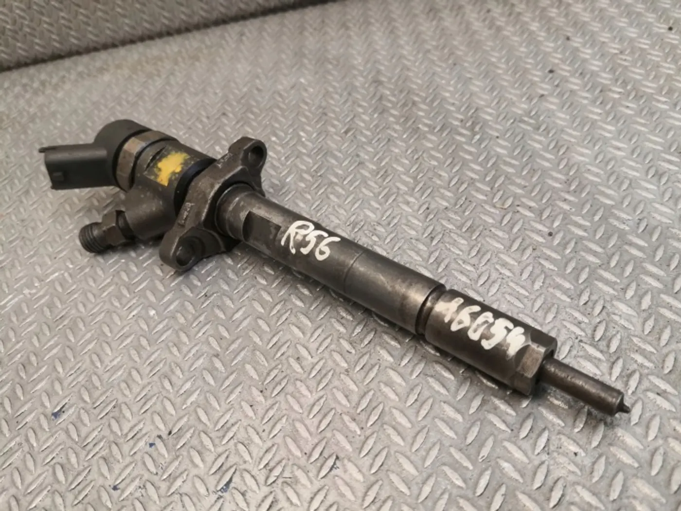 Форсунка к MINI One 2006