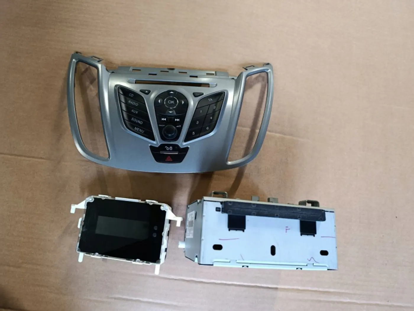 Блок навигации к Ford C-MAX 2010