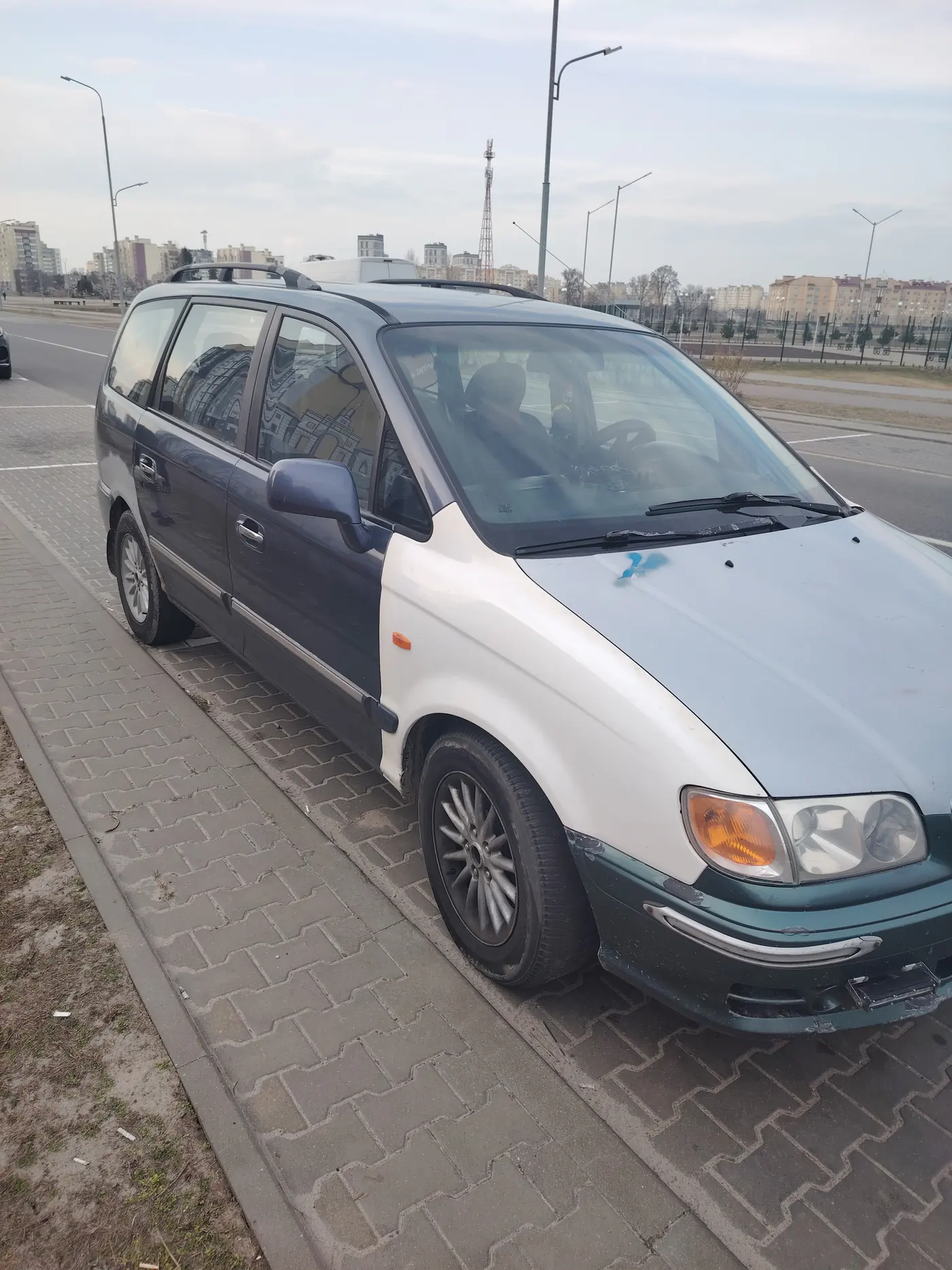 Hyundai Trajet I, 2002