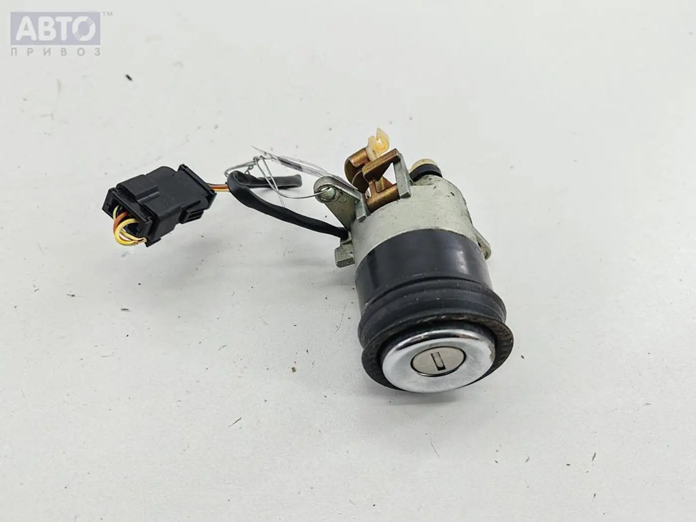 Кнопка  к Audi 80 1994