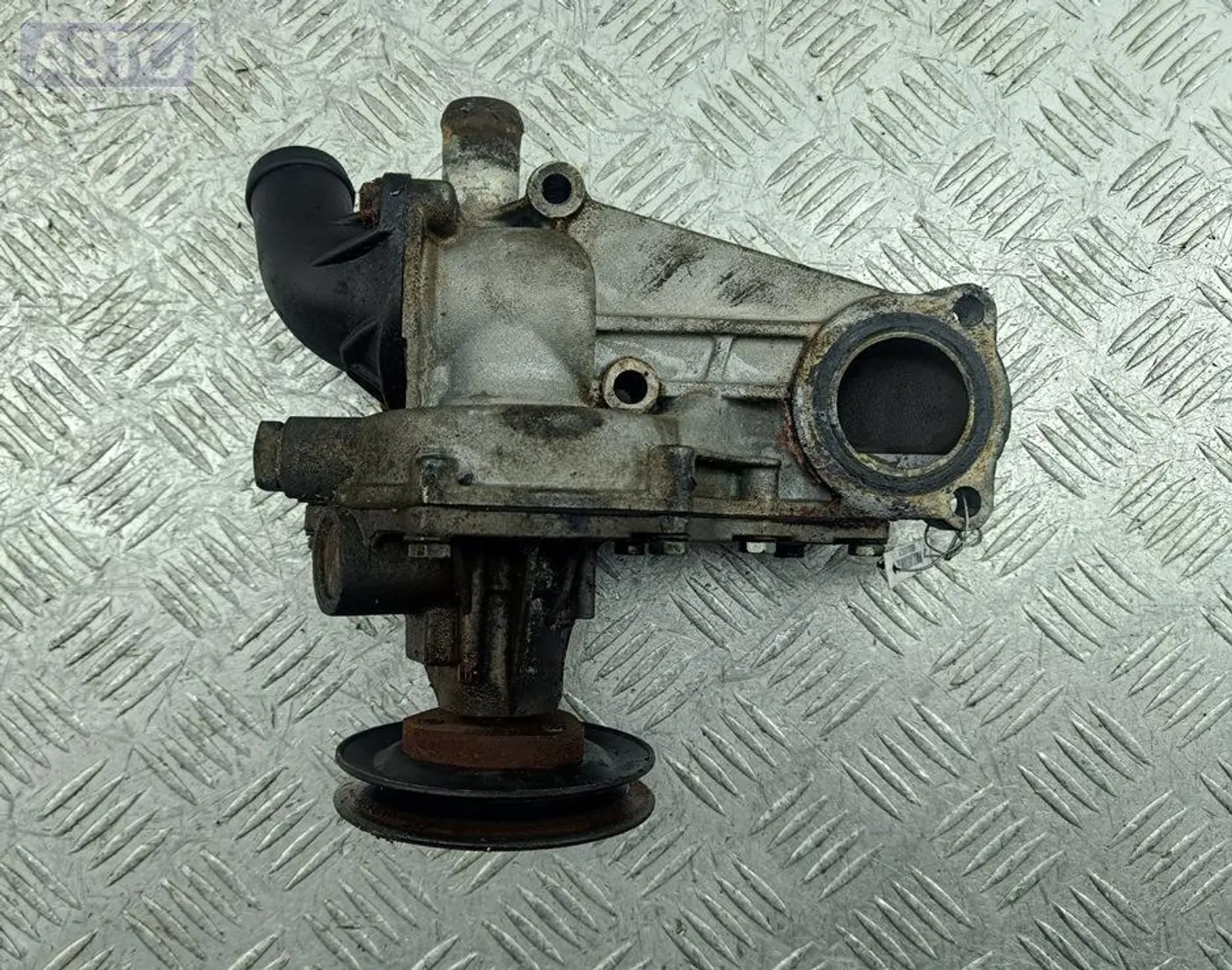 Помпа к Audi A6 1998
