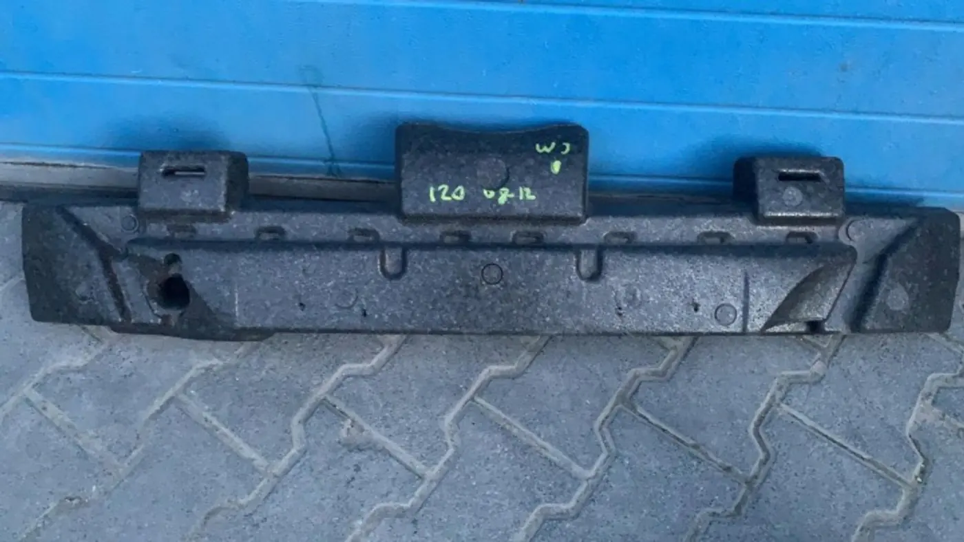 Абсорбер бампера к Hyundai i20 2008