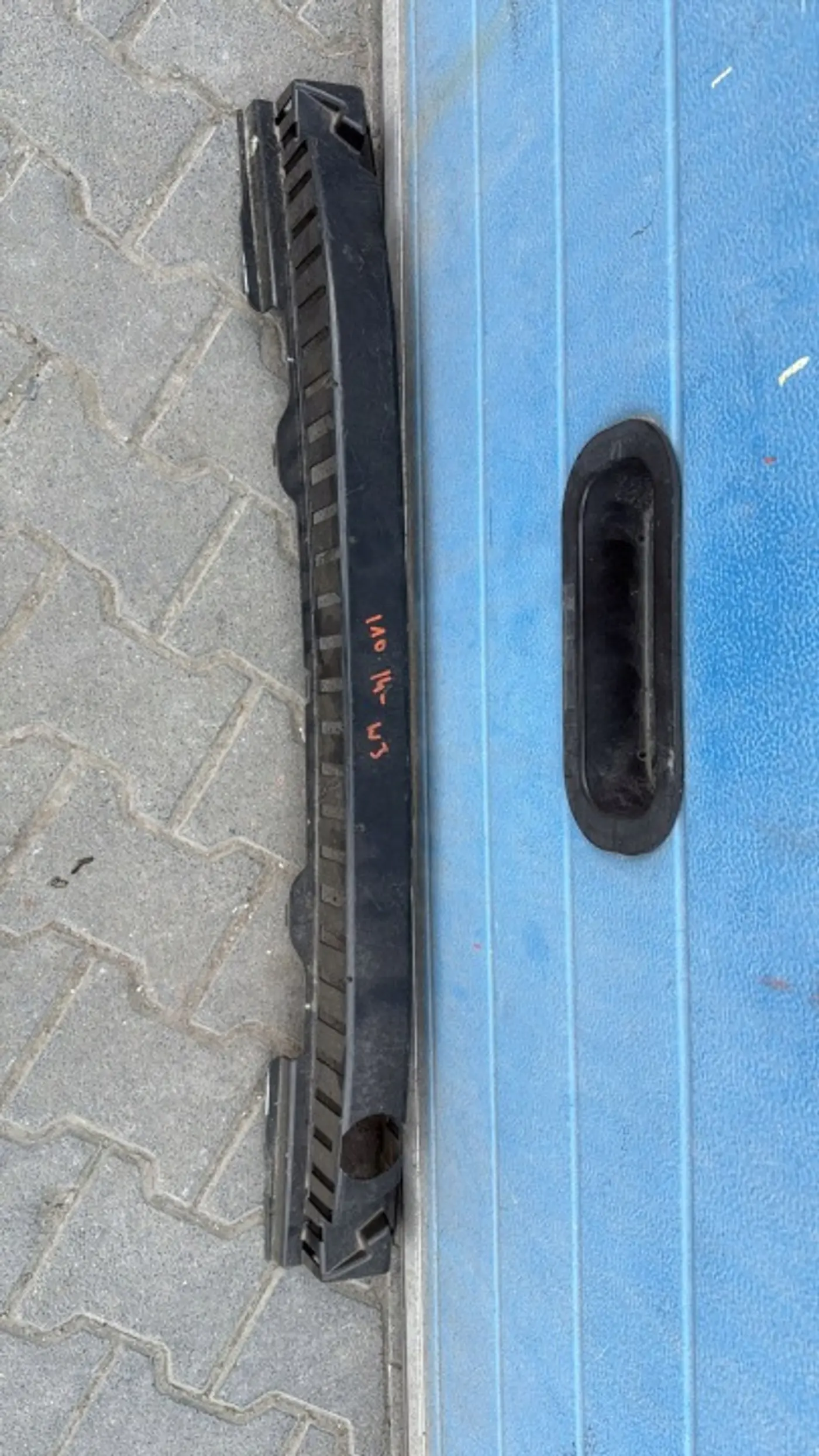 Абсорбер бампера к Hyundai i10 2007