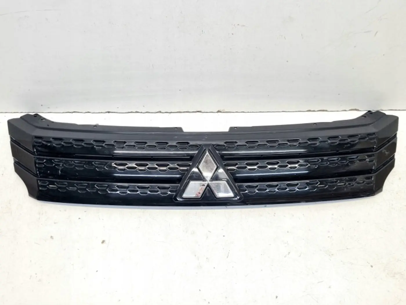 Решетка радиатора к Mitsubishi Eclipse Cross 2020
