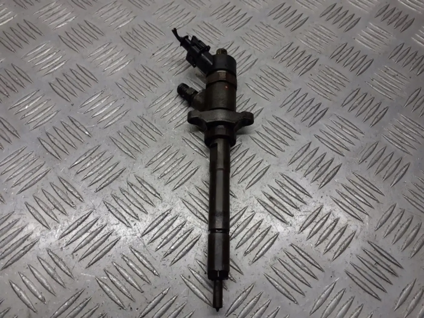 Форсунка к Mazda 3 2003