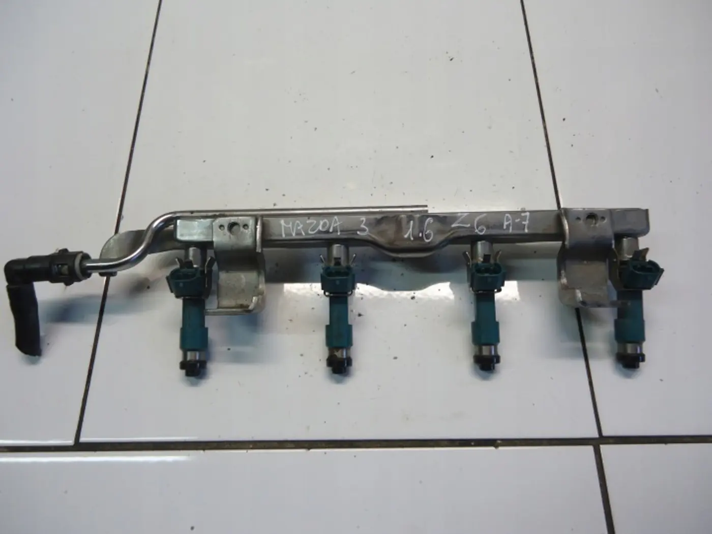 Форсунка к Mazda 3 2009