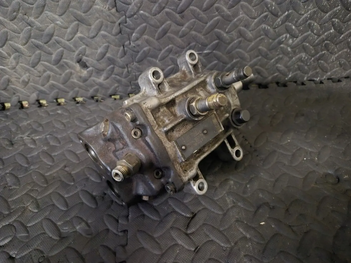 ТНВД к Opel Signum 2003