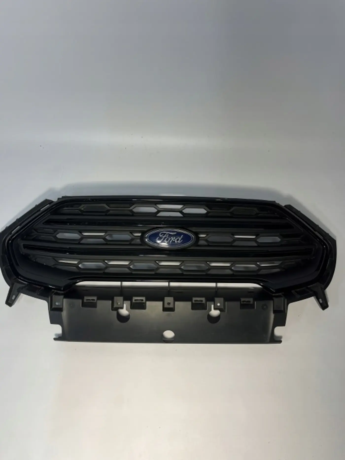 Решетка радиатора к Ford EcoSport 2017