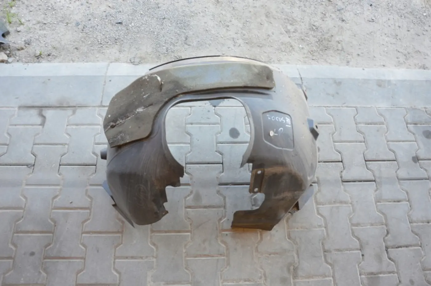 Защита арок (подкрылок) к Ford Focus 2011