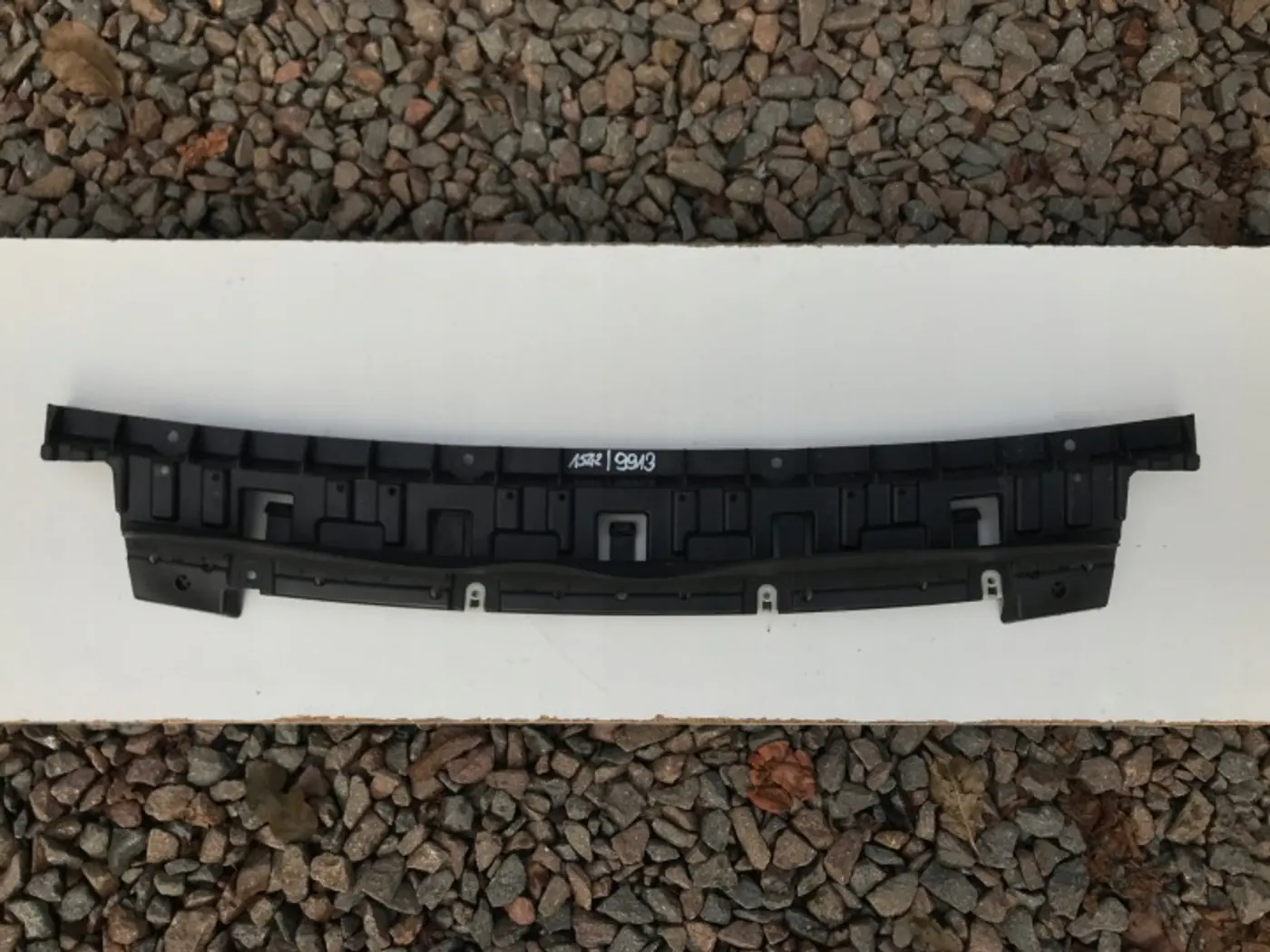Кронштейн крепления бампера к BMW M4 2020