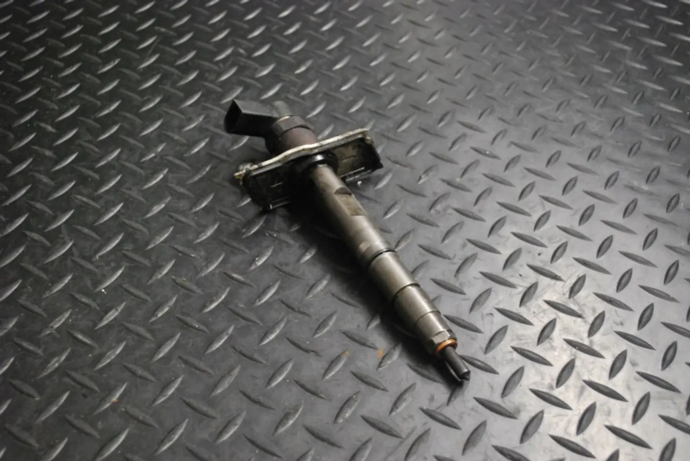 Форсунка к Audi A8 2002