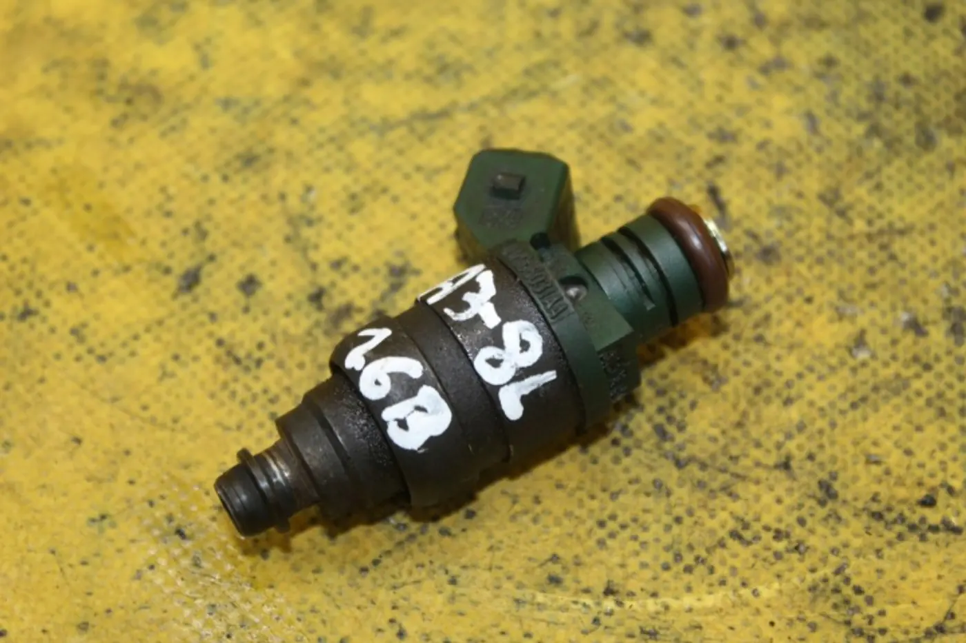 Форсунка к Audi A3 1996