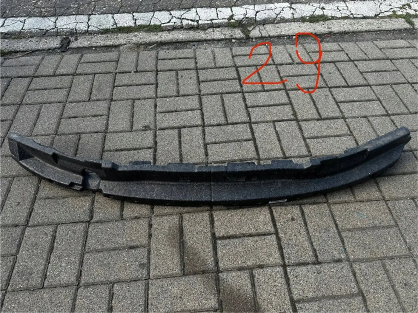 Абсорбер бампера к BMW 1 2011