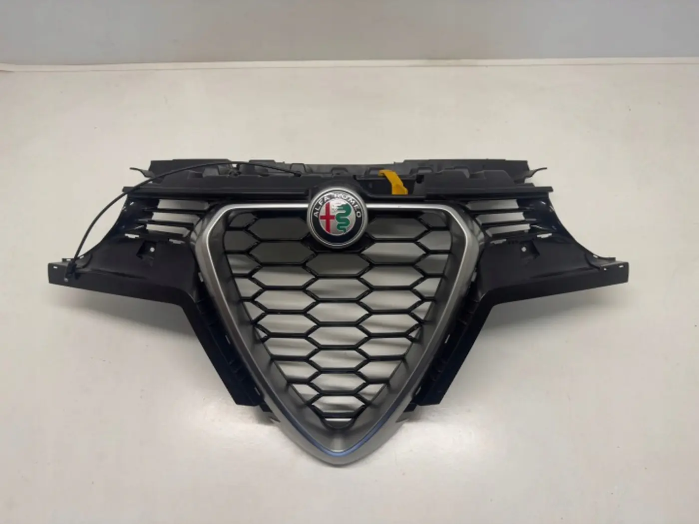 Решетка радиатора к Alfa Romeo Tonale 2022