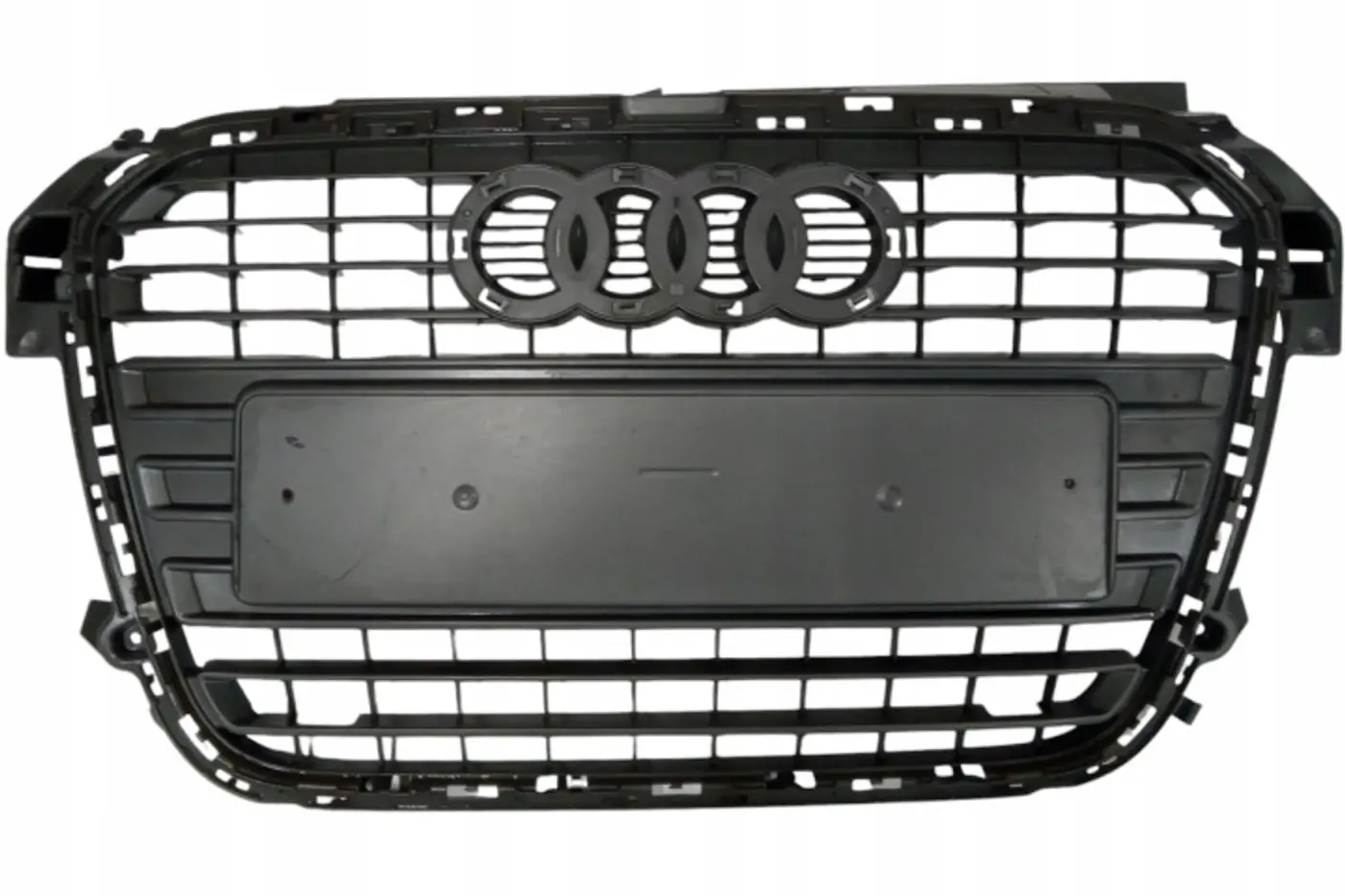 Решетка радиатора к Audi A1 2010