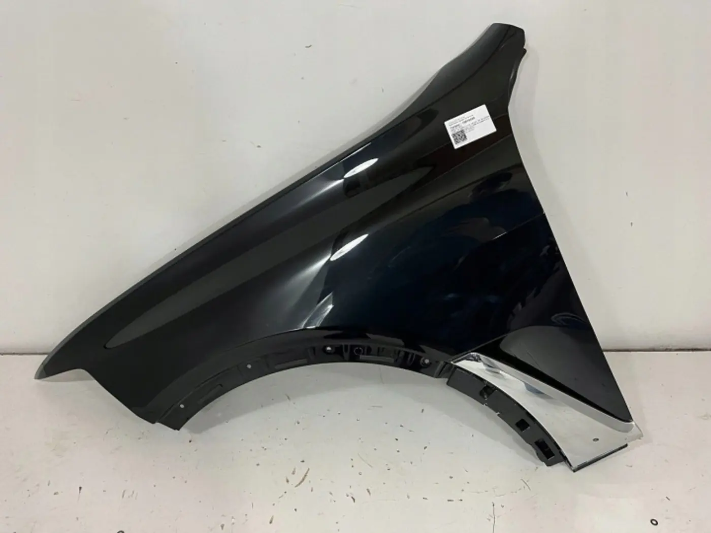 Крыло переднее левое к BMW X7 2018