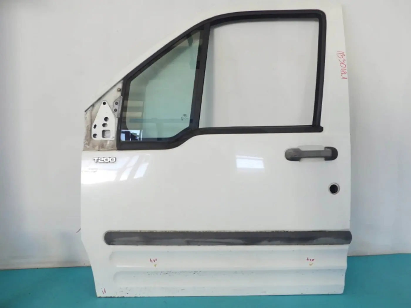 Дверь передняя левая к Ford Transit Connect 2012
