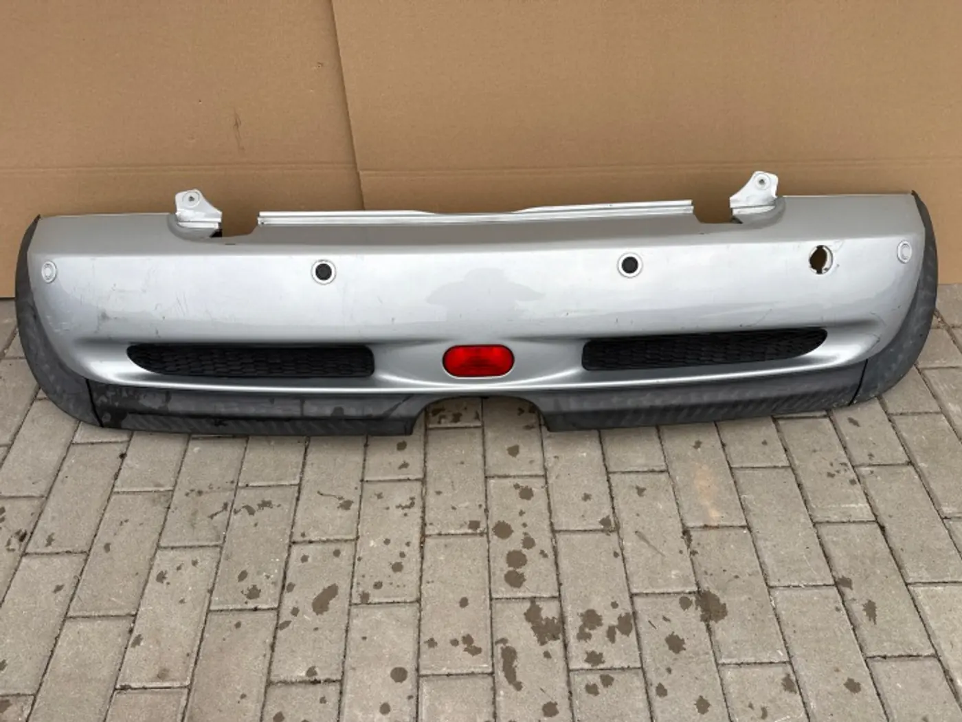 Бампер задний к MINI Cabrio 2004