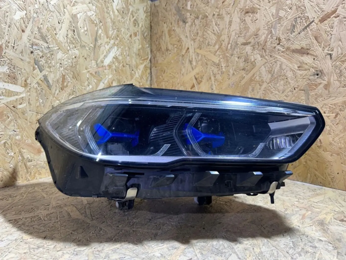 Фара правая к BMW X5 M 2019