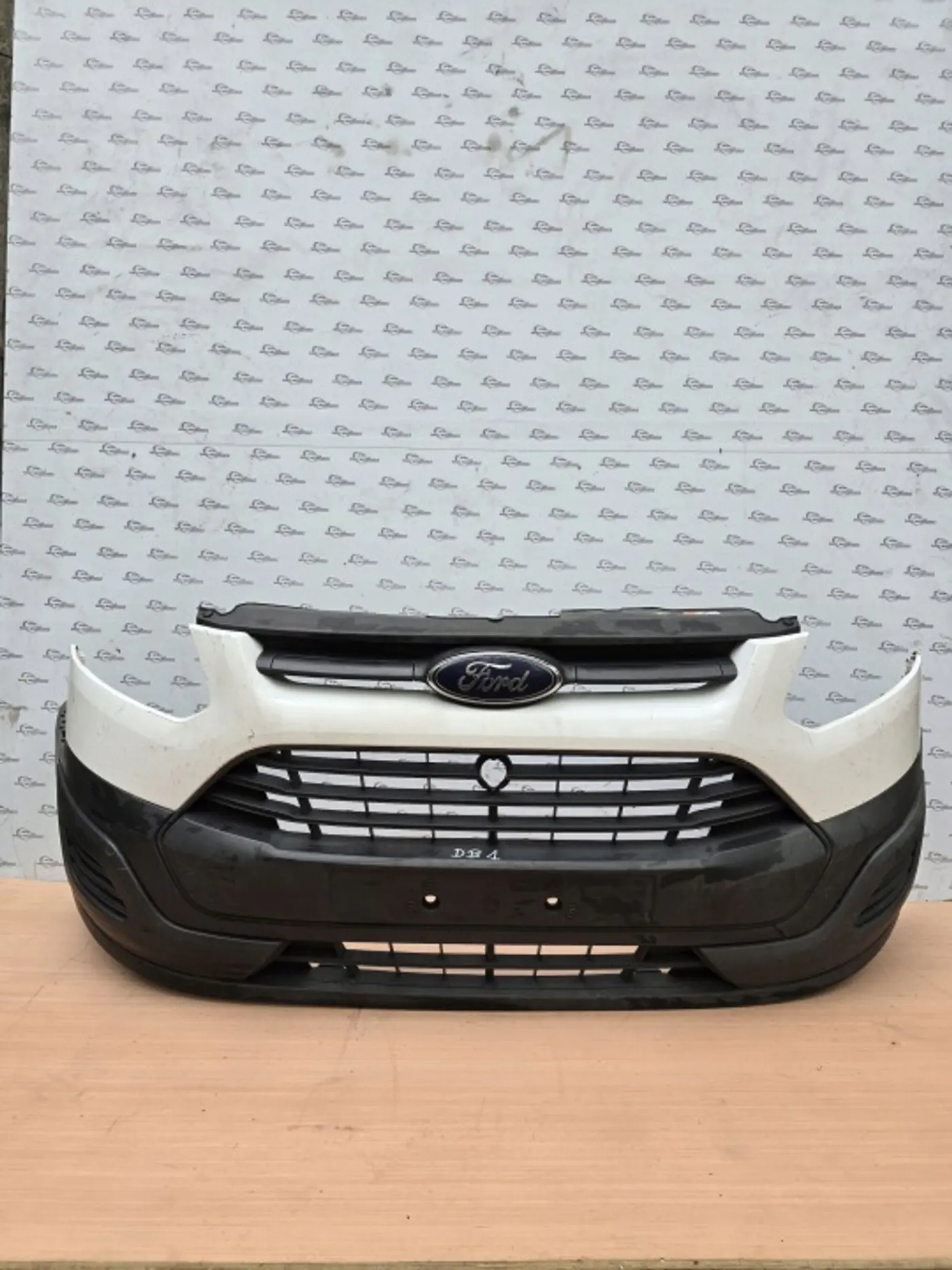 Бампер передний к Ford Transit Custom 2012
