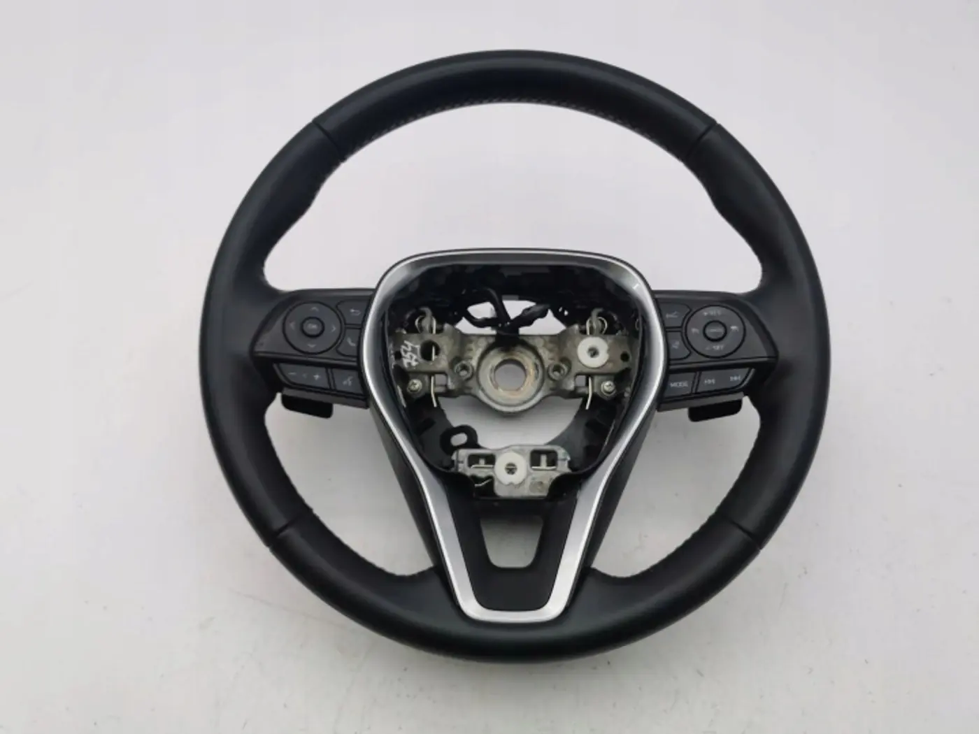 Руль к Toyota Corolla 2018