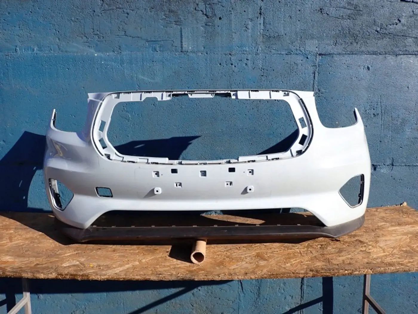 Бампер передний к Leapmotor T03 2020