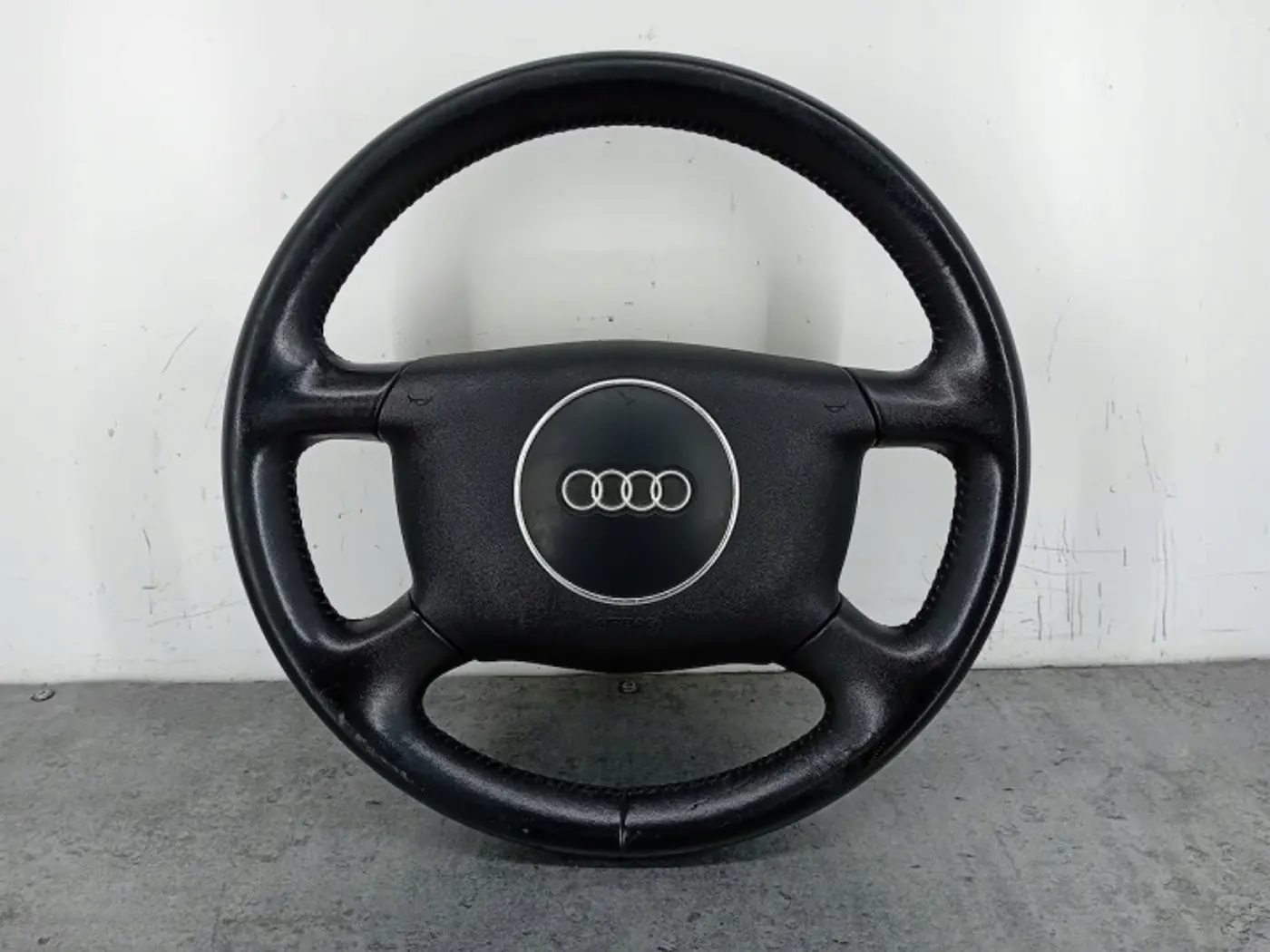 Руль к Audi A2 1999
