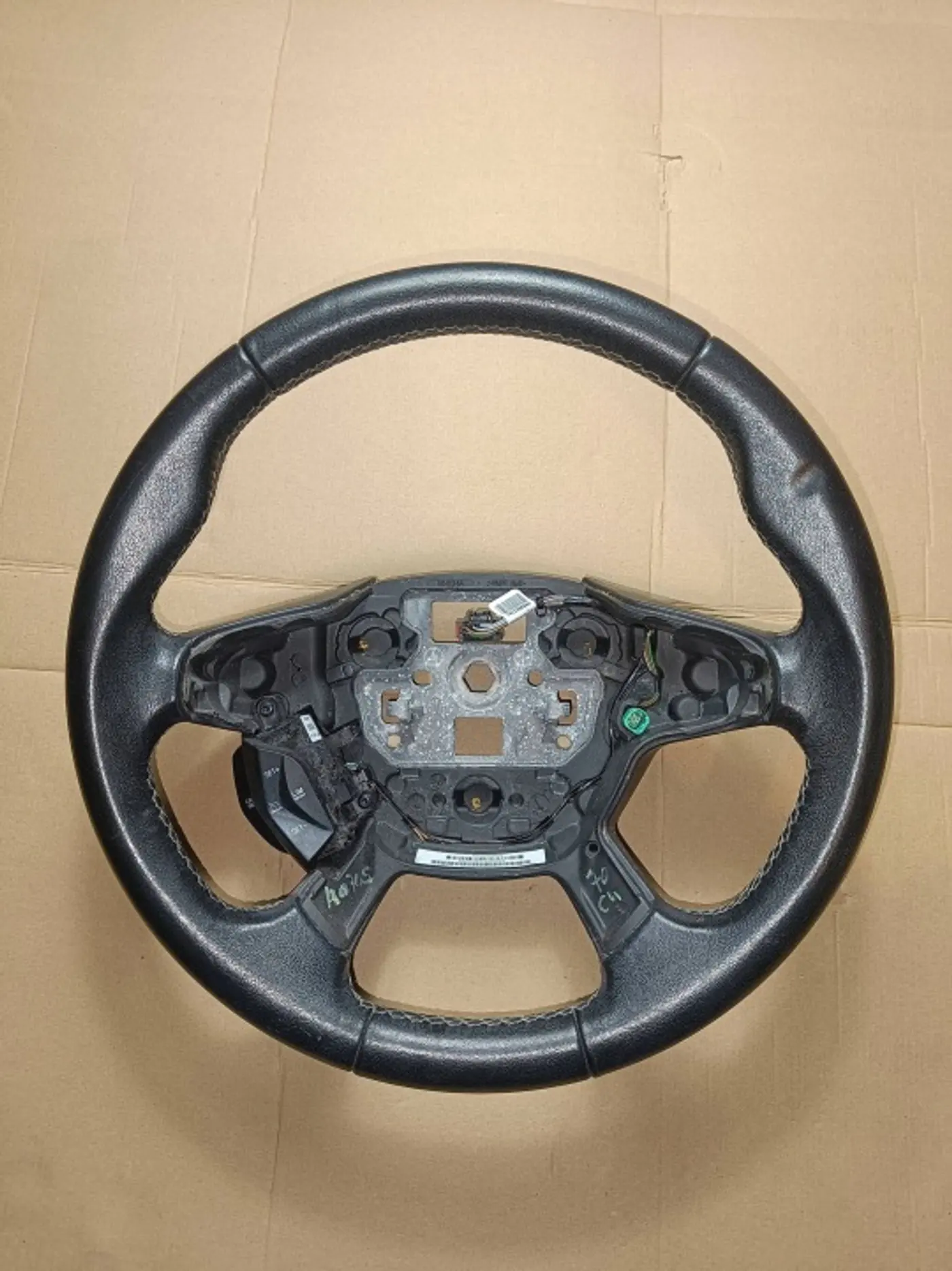 Руль к Ford Kuga 2013