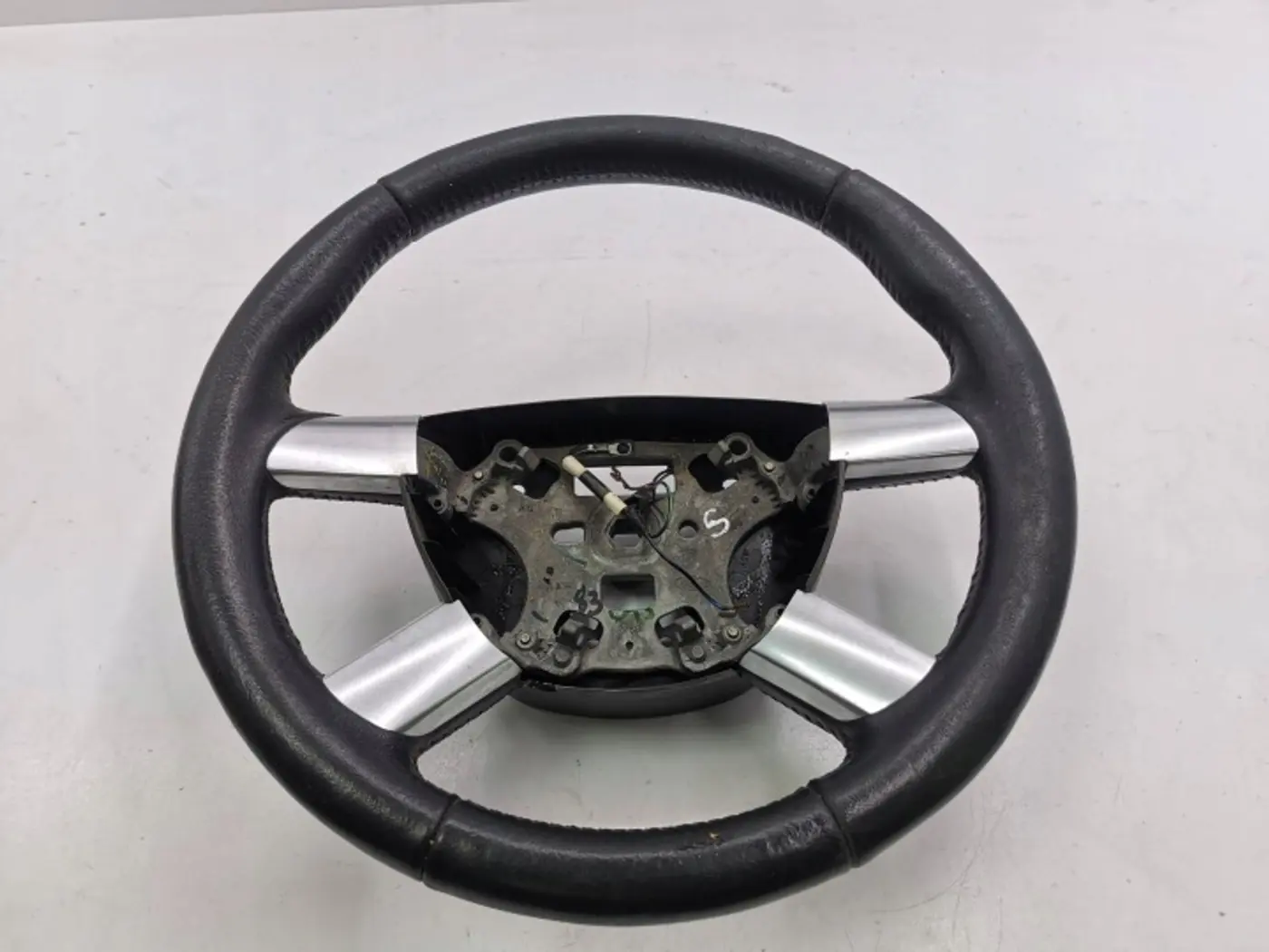 Руль к Ford Kuga 2008