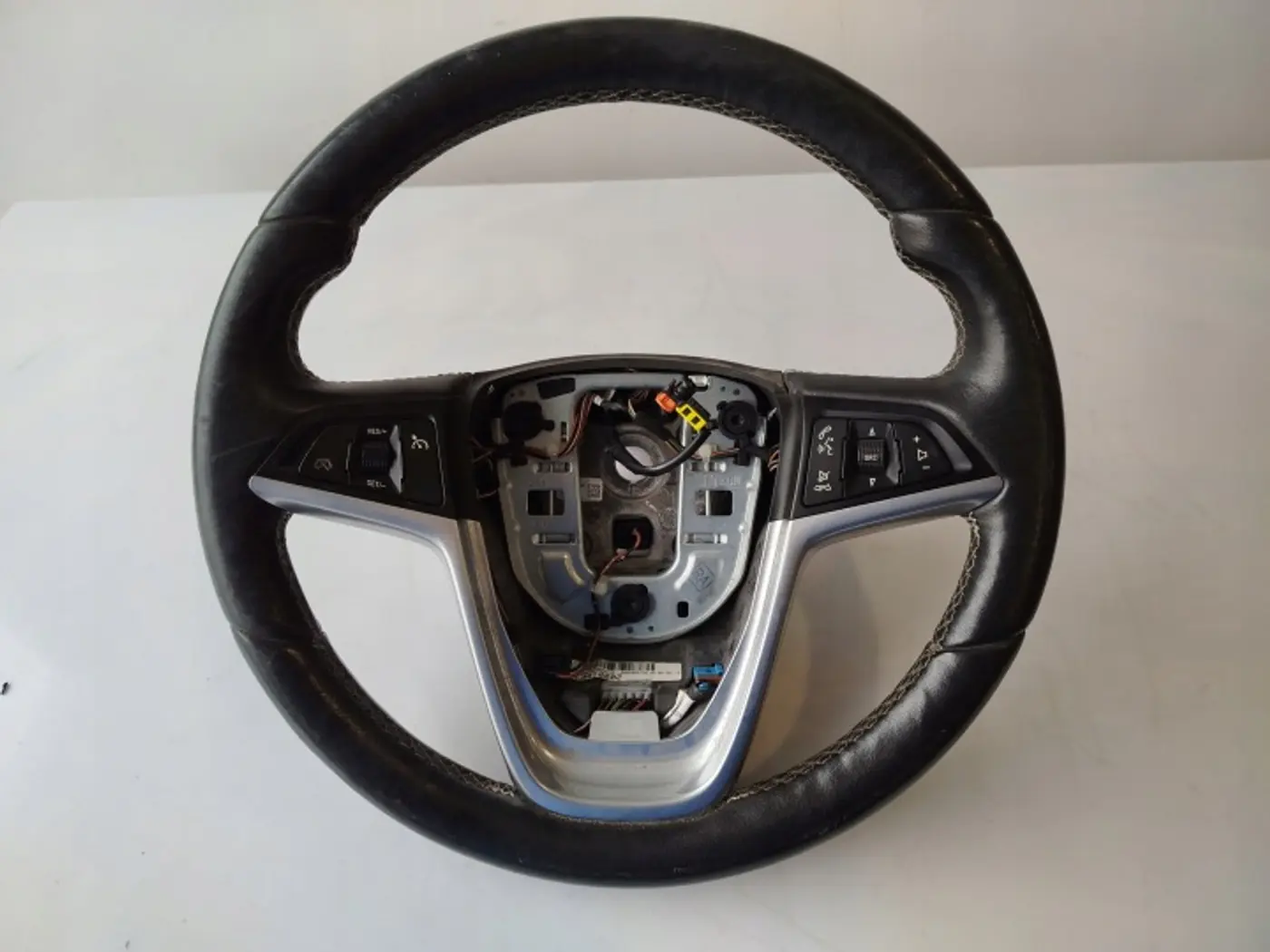 Руль к Opel Meriva 2013