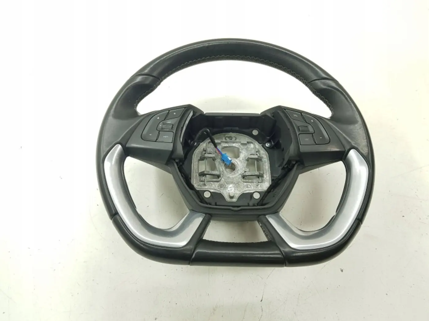 Руль к DS 5 2015
