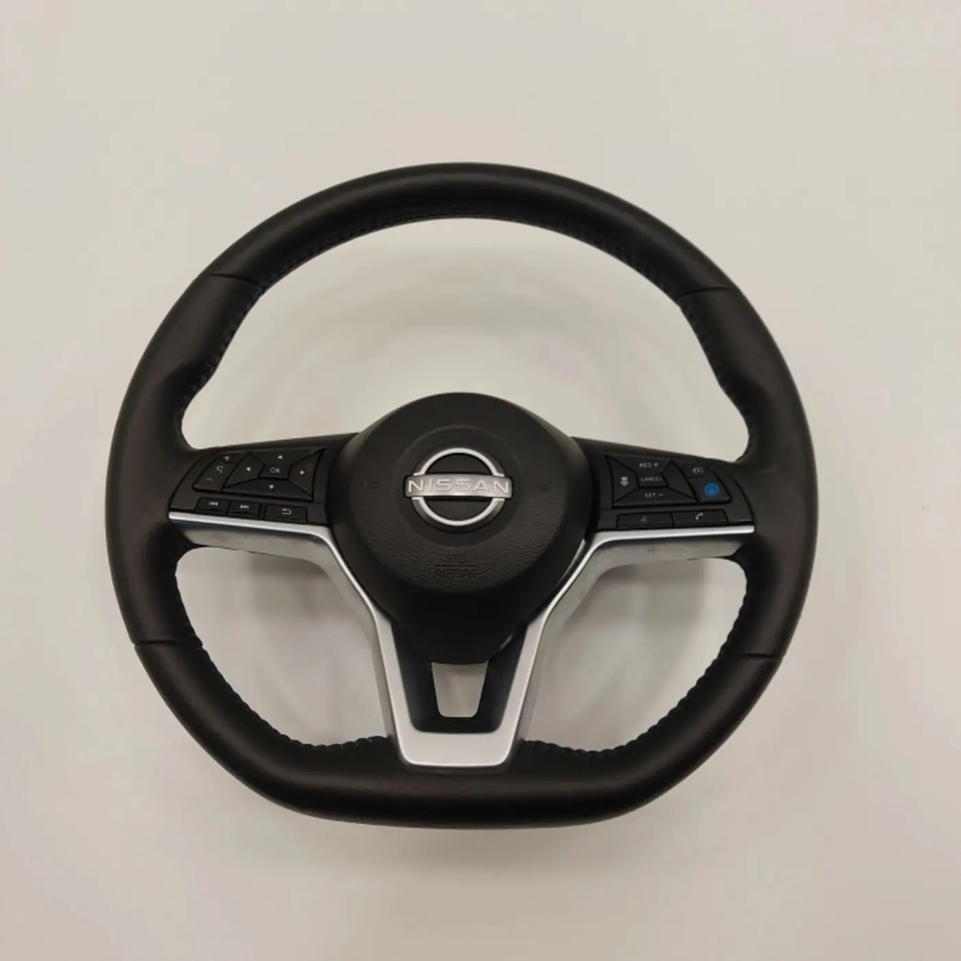 Руль к Nissan Leaf 2017