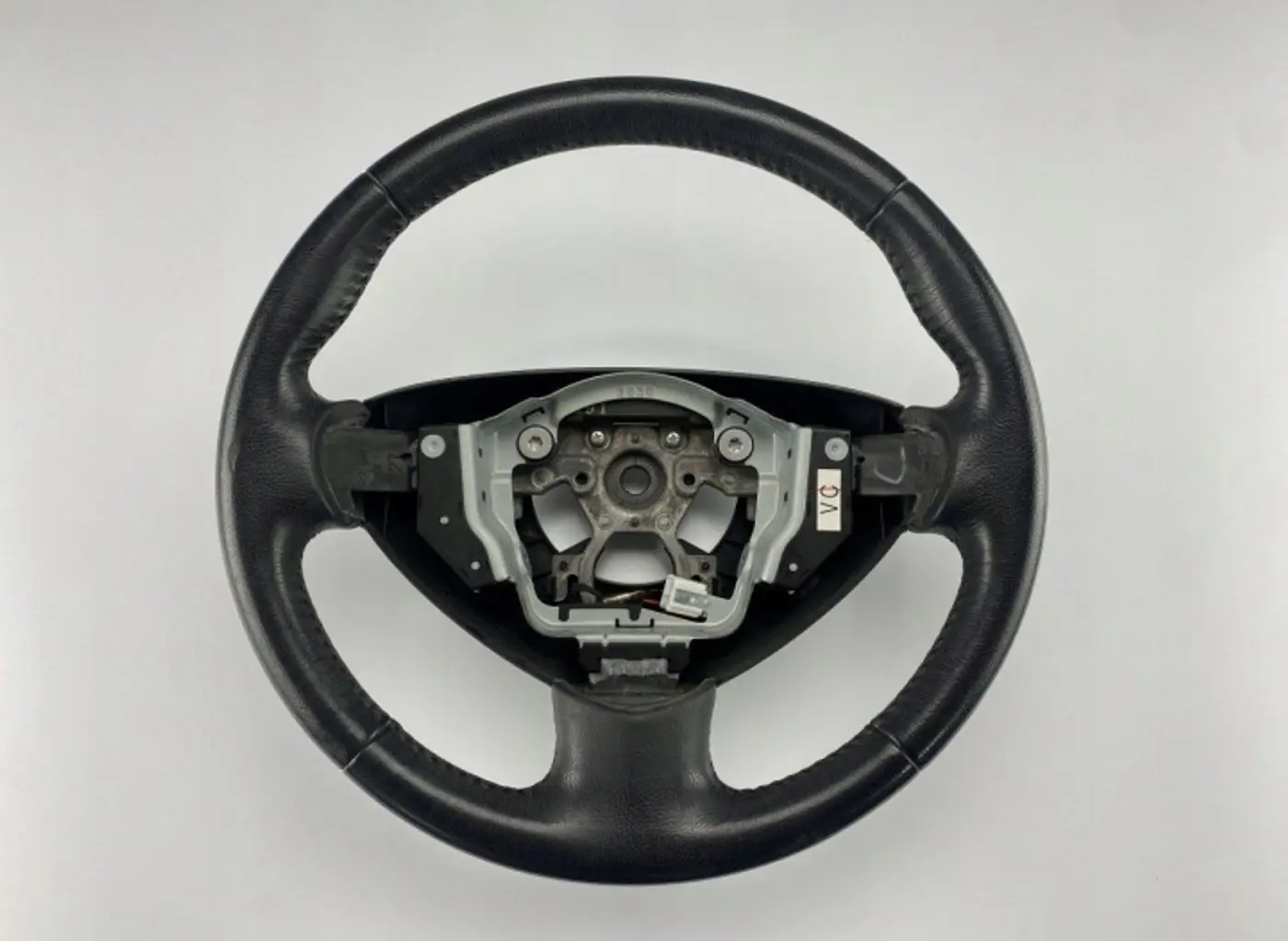 Руль к Nissan Leaf 2010