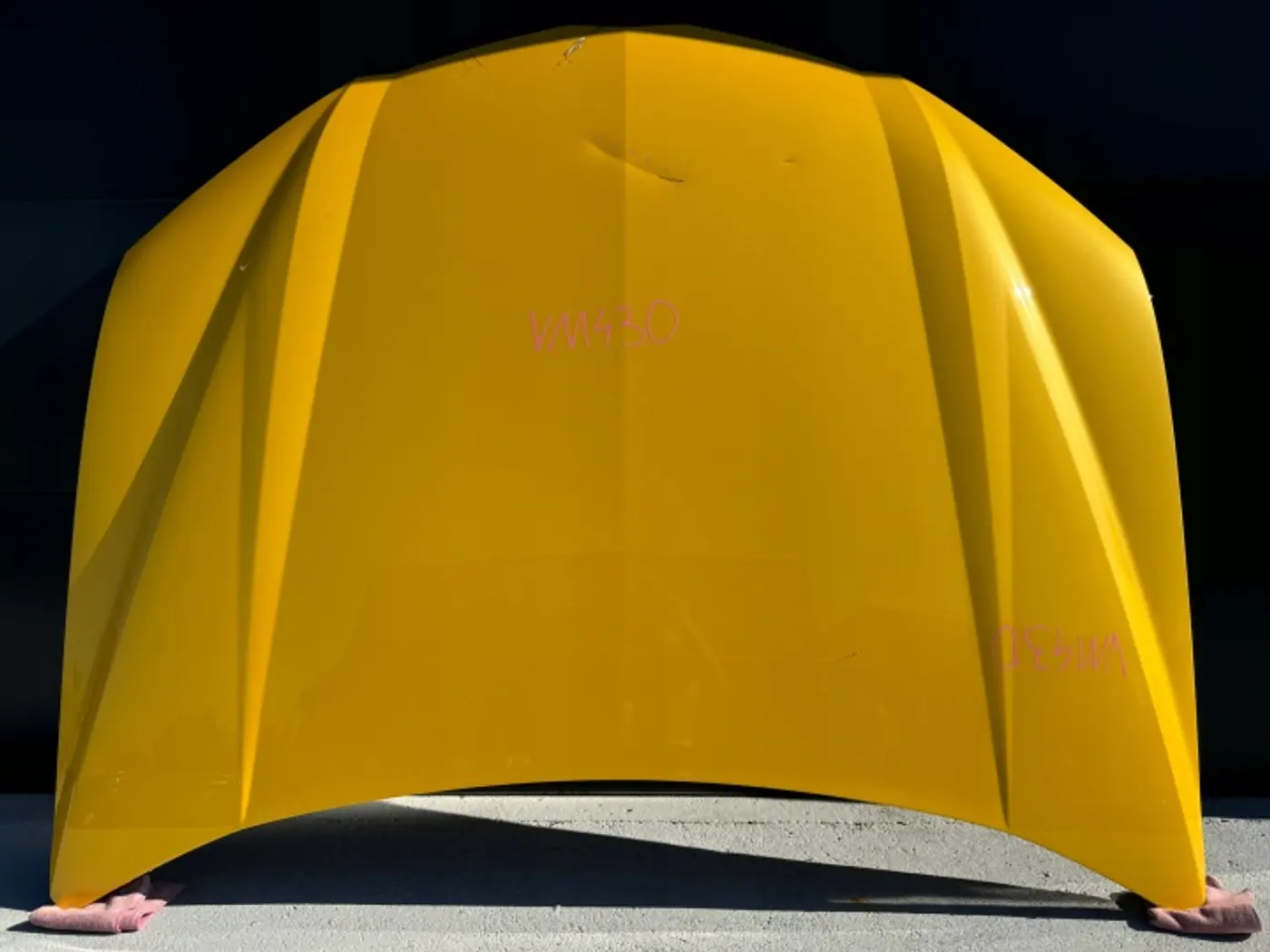 Капот к Lamborghini Urus 2022