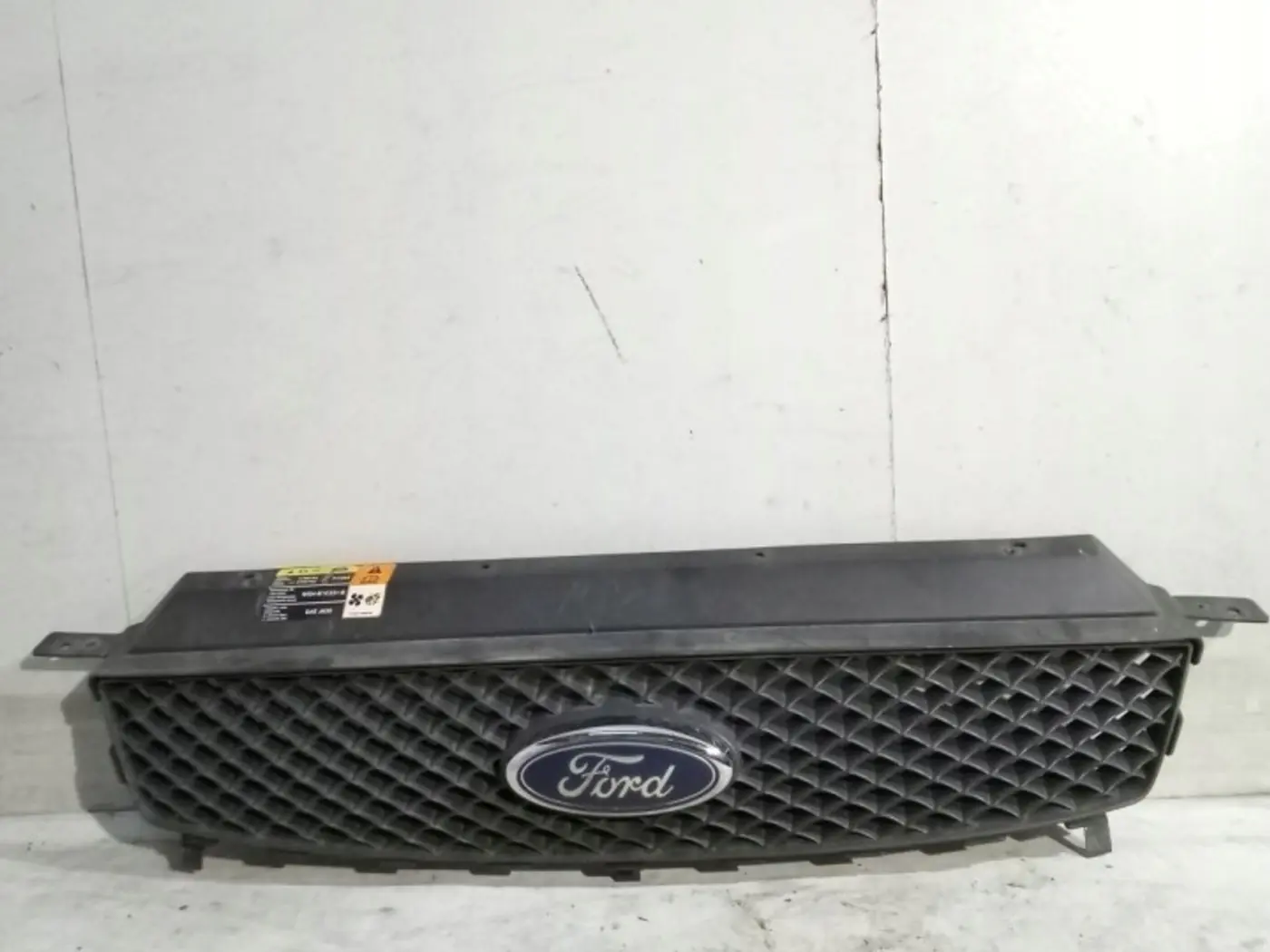 Решетка радиатора к Ford C-MAX 2003
