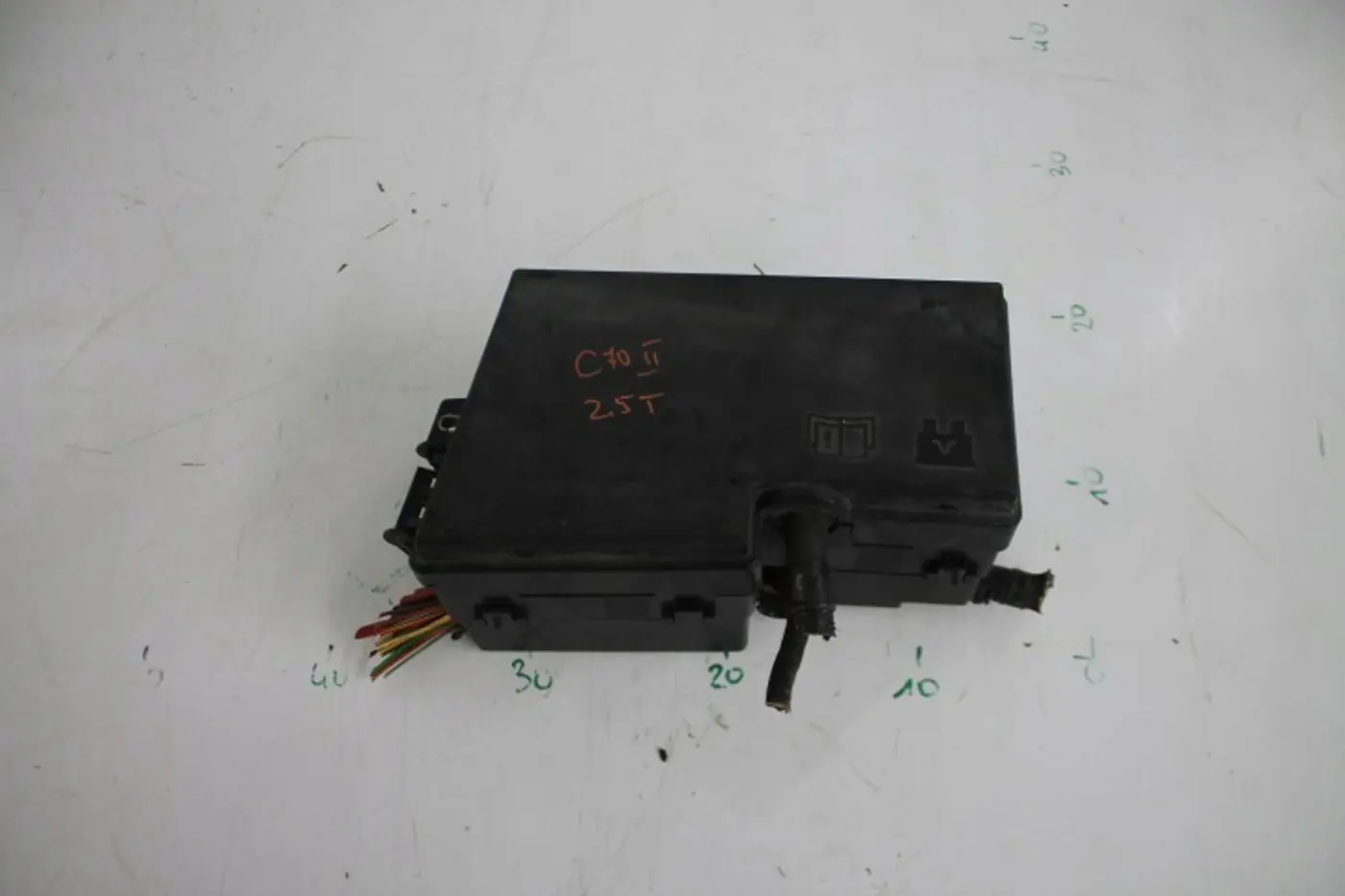 Блок предохранителей к Volvo C70 2005