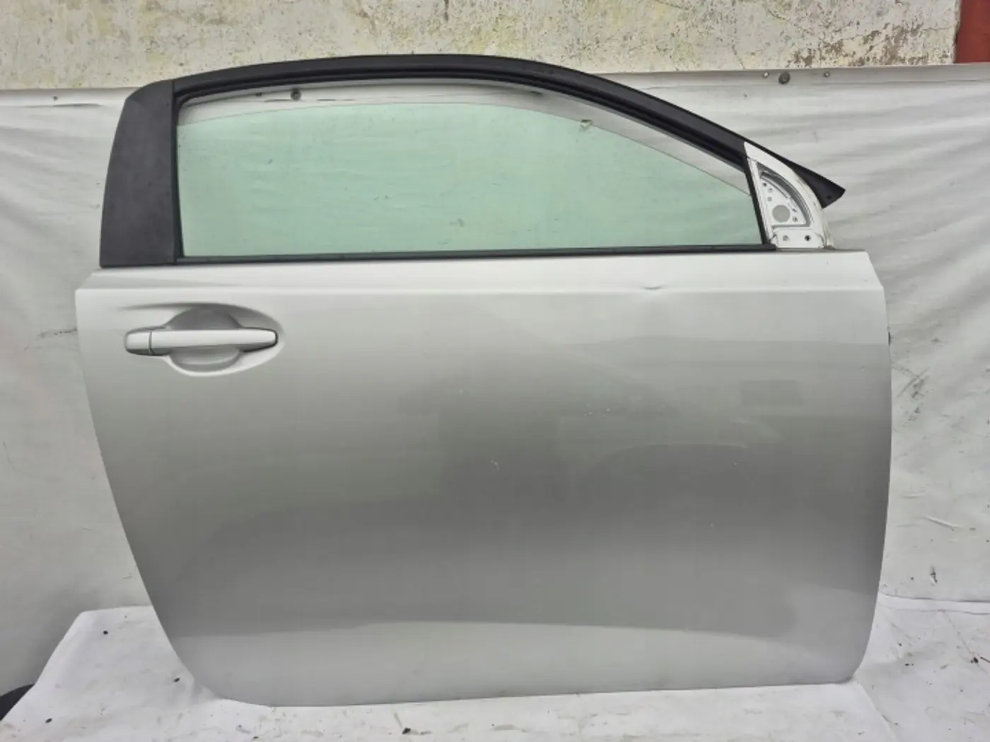 Дверь передняя правая к Toyota iQ 2008