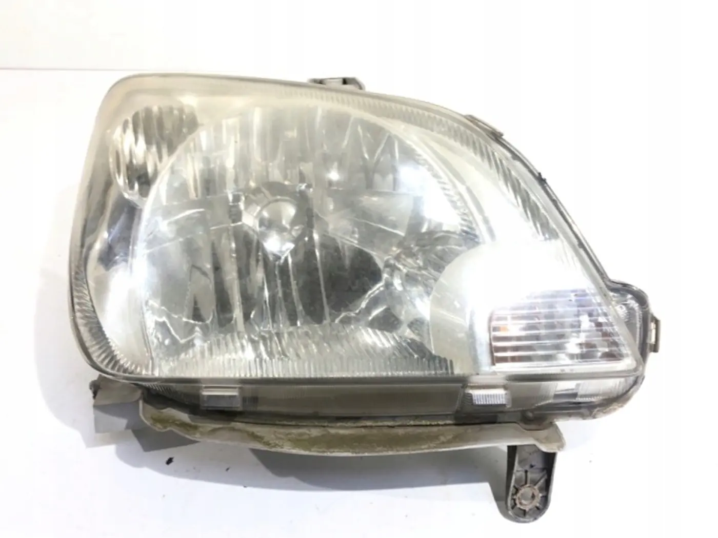 Фара левая к Daihatsu Cuore 2003