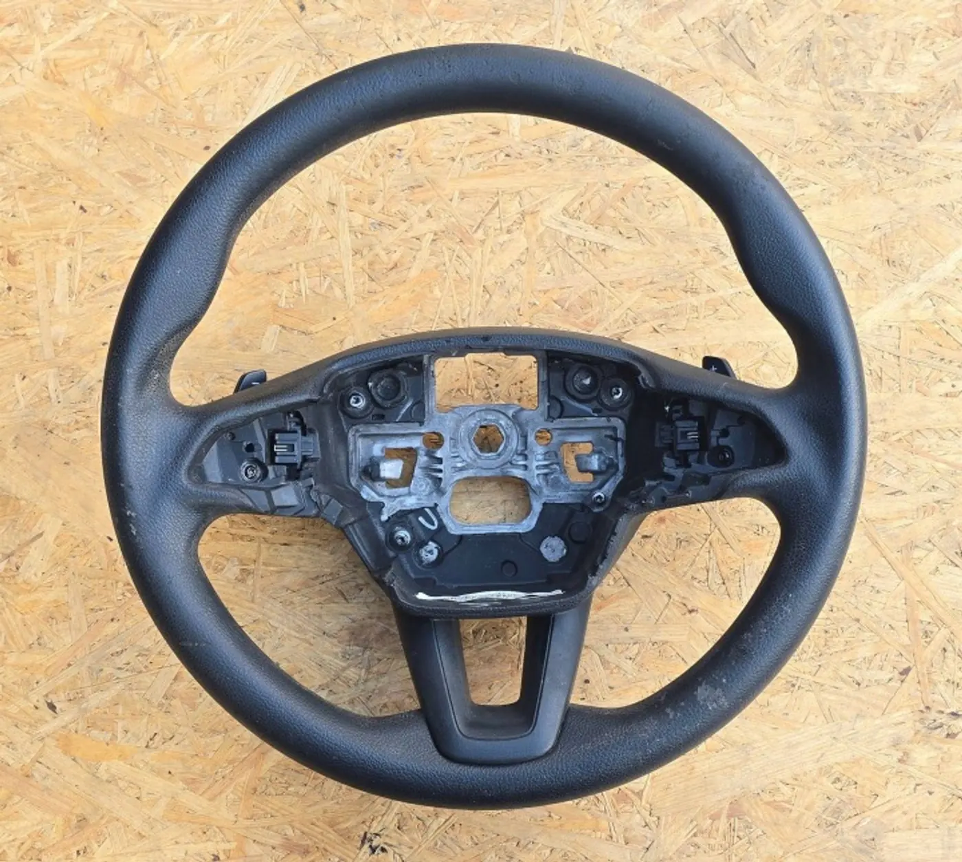 Руль к Ford Escape 2007