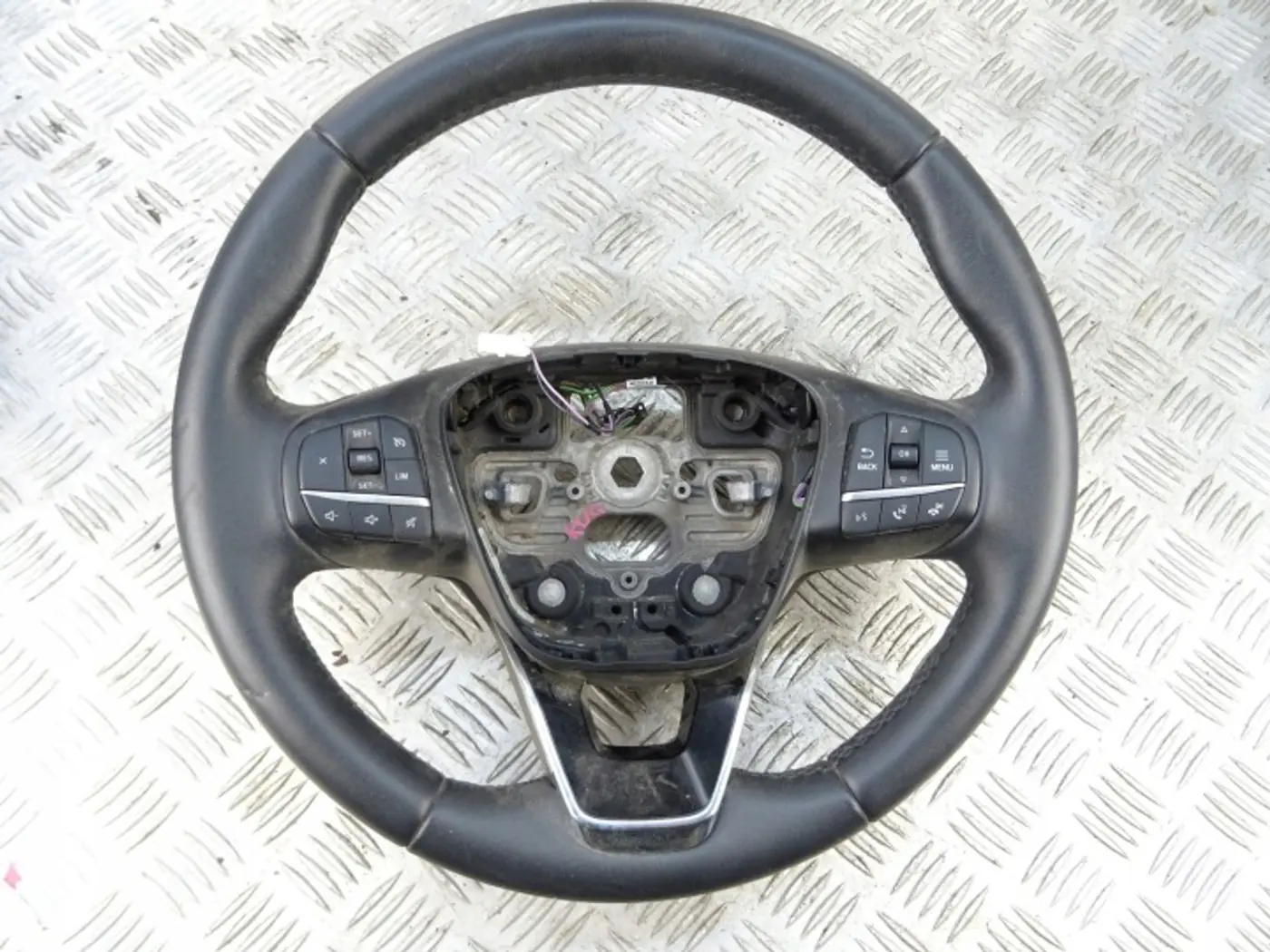Руль к Ford Escape 2007