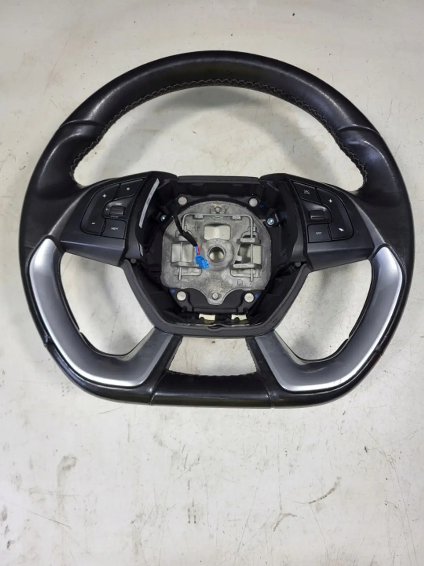 Руль к DS 5 2015
