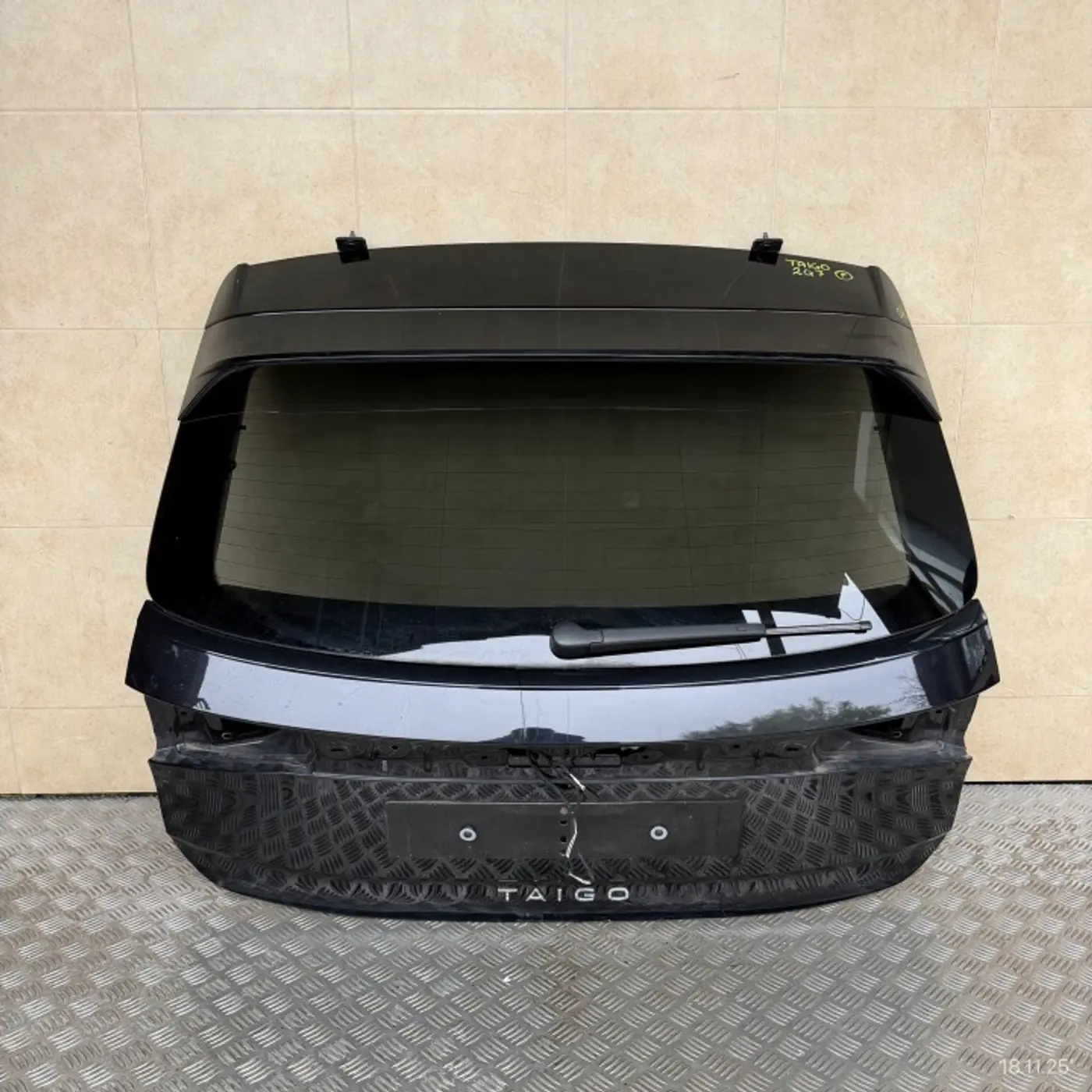 Крышка багажника (дверь 3-5) к Volkswagen Taigo 2021
