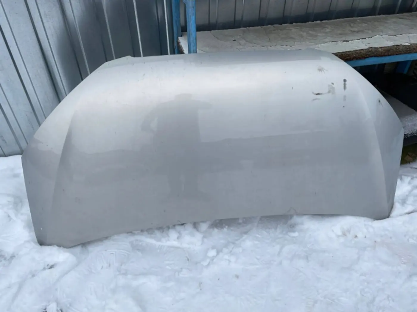 Капот к SEAT Mii 2011