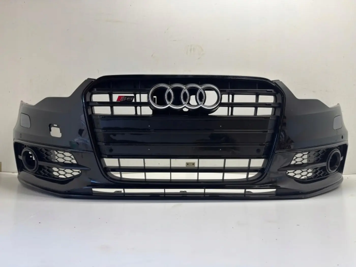 Бампер передний к Audi S6 2014
