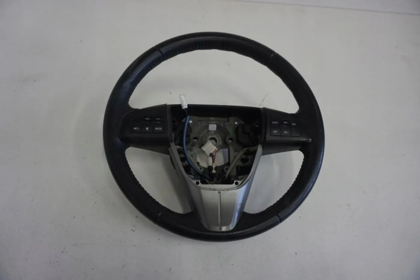 Руль к Mazda 2 2007